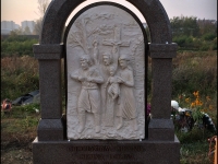 ARTYSTYCZNY INDYWIDUALNY NAGROBEK GRANITOWY Z CERAMIKĄ