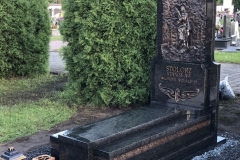 Piękny artystyczny niepowtarzalny nagrobek pomnik z dekoracją