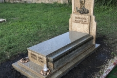 Piękny artystyczny niepowtarzalny nagrobek pomnik z dekoracją